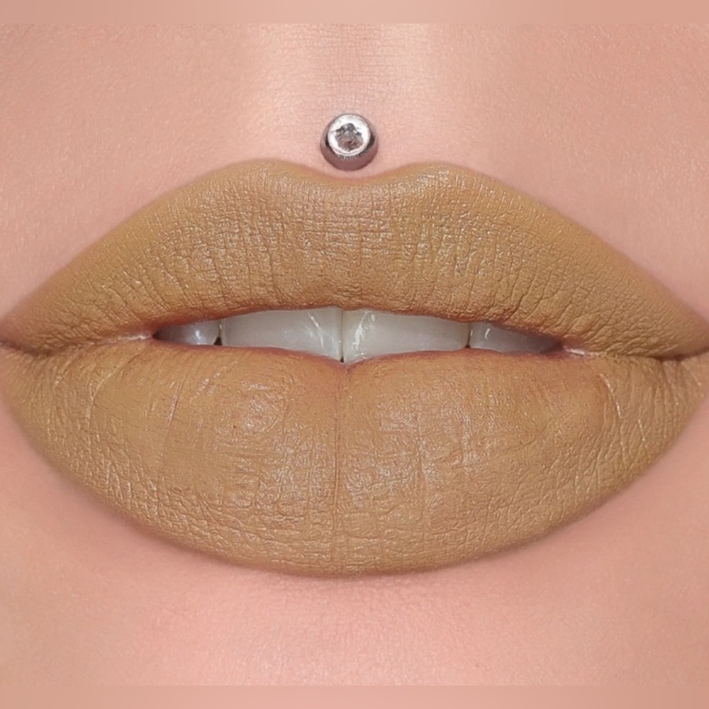 NEW Jeffree Star ⭐️ VELVET TRAP UnPHAZED. - Picture 2 of 11